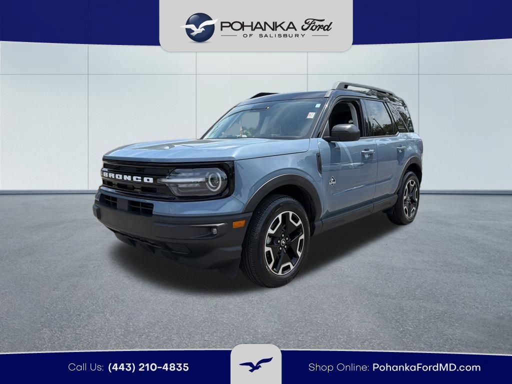 Certified 2024 Ford Bronco Sport Outer Banks w/ Tech Package AWD/4WD image 2