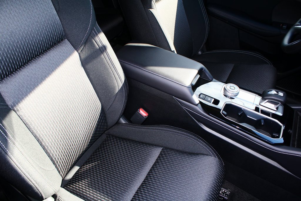 New 2026 Mitsubishi Outlander ES image 6