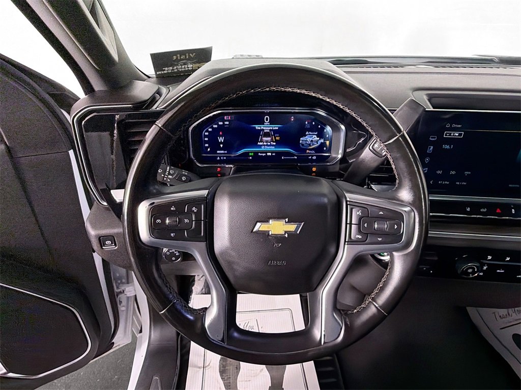 Used 2024 Chevrolet Silverado 2500 LT image 11