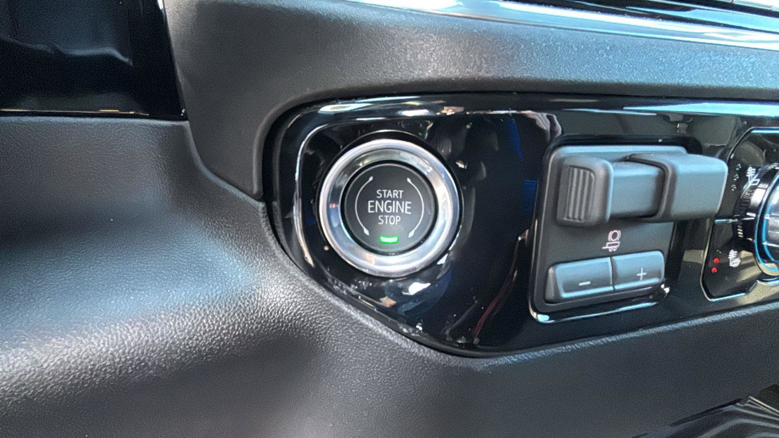 New 2026 GMC Sierra 2500 SLE w/ SLE Value Package; image 14