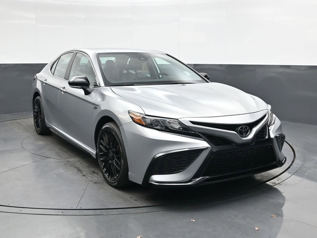 Used 2022 Toyota Camry SE