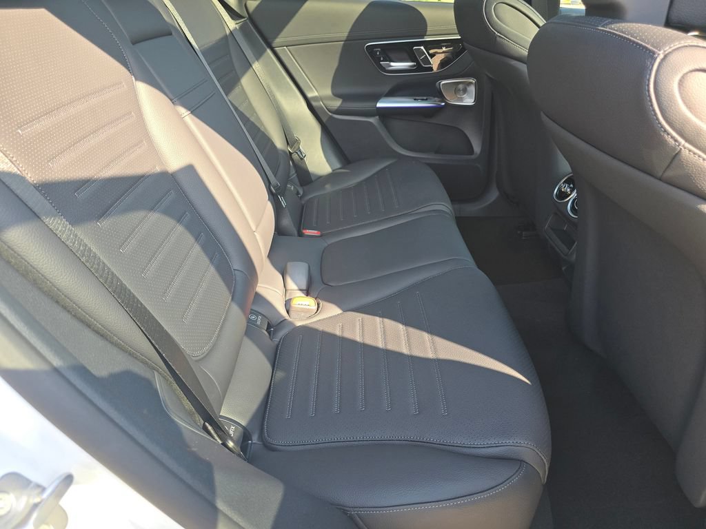 New 2027 Mercedes-Benz GLC 300 4MATIC image 19