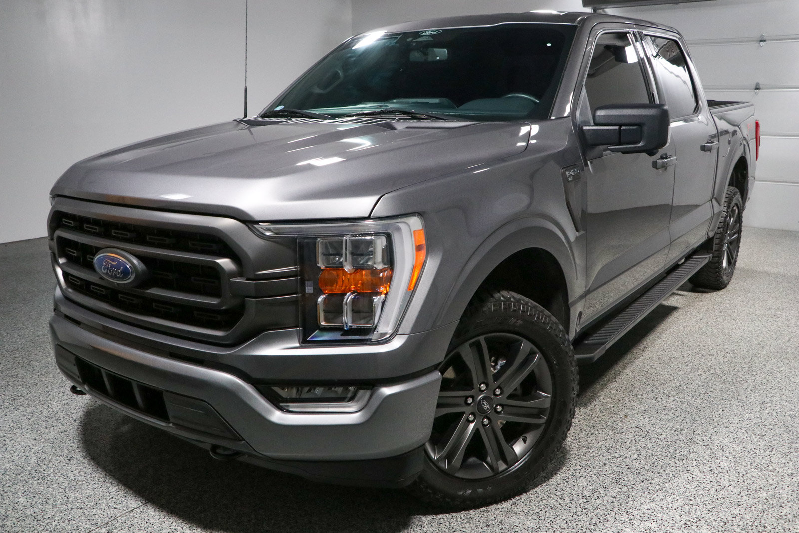 Used 2022 Ford F150 XLT w/ Equipment Group 302A High AWD/4WD image 32