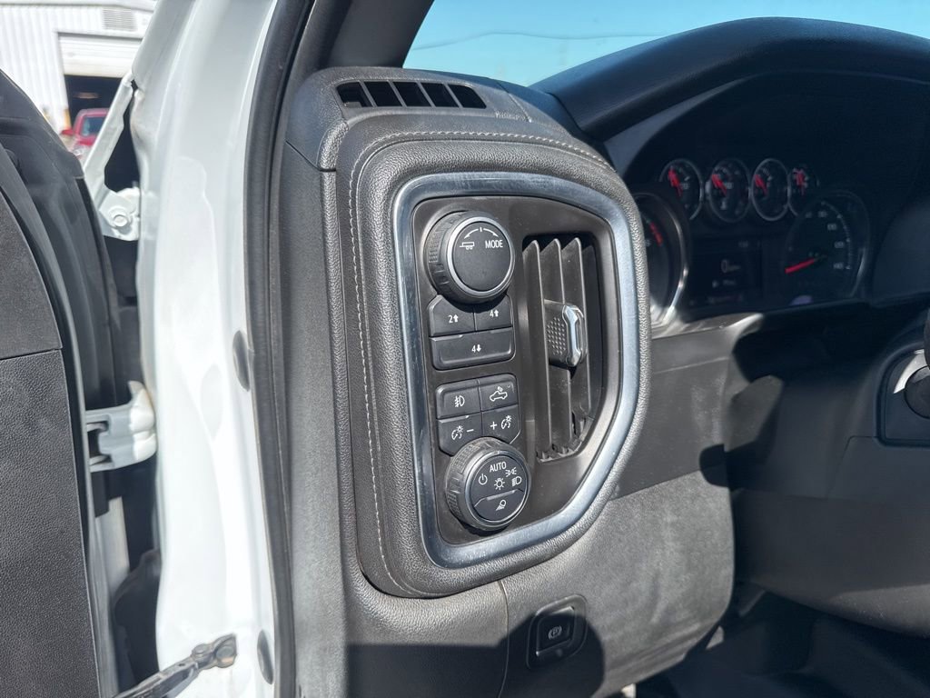 Used 2020 Chevrolet Silverado 2500 LT w/ Convenience Package AWD/4WD image 9