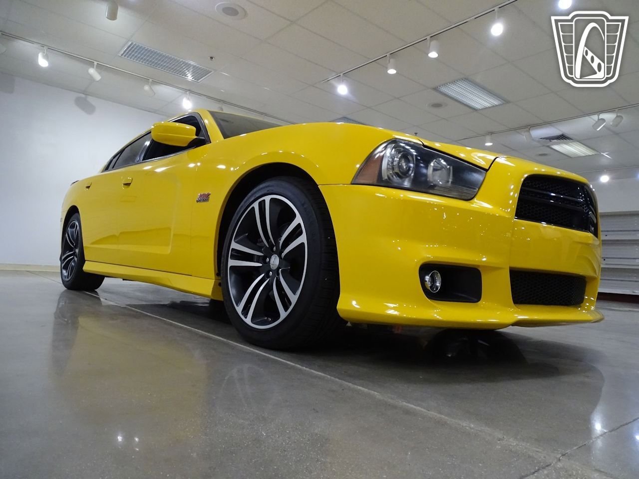 Used 2012 Dodge Charger SRT8 Super Bee w/ Driver Convenience Group II RWD image 23