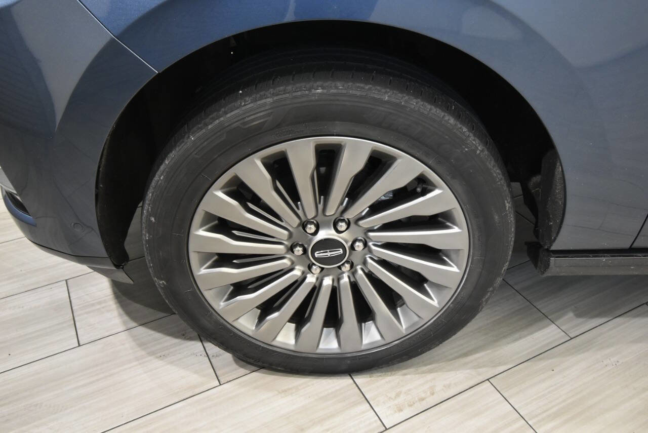 Used 2018 Lincoln Navigator Reserve w/ Technology Package image 9