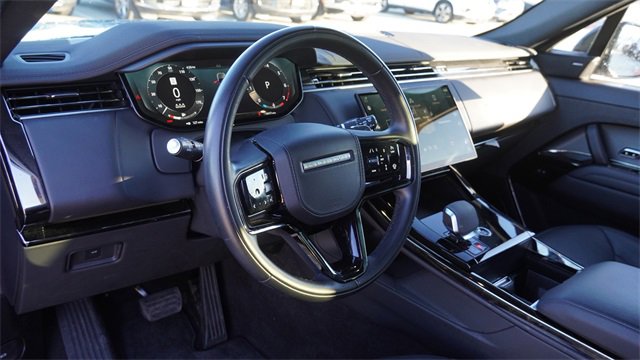 Used 2024 Land Rover Range Rover Sport Dynamic SE image 18