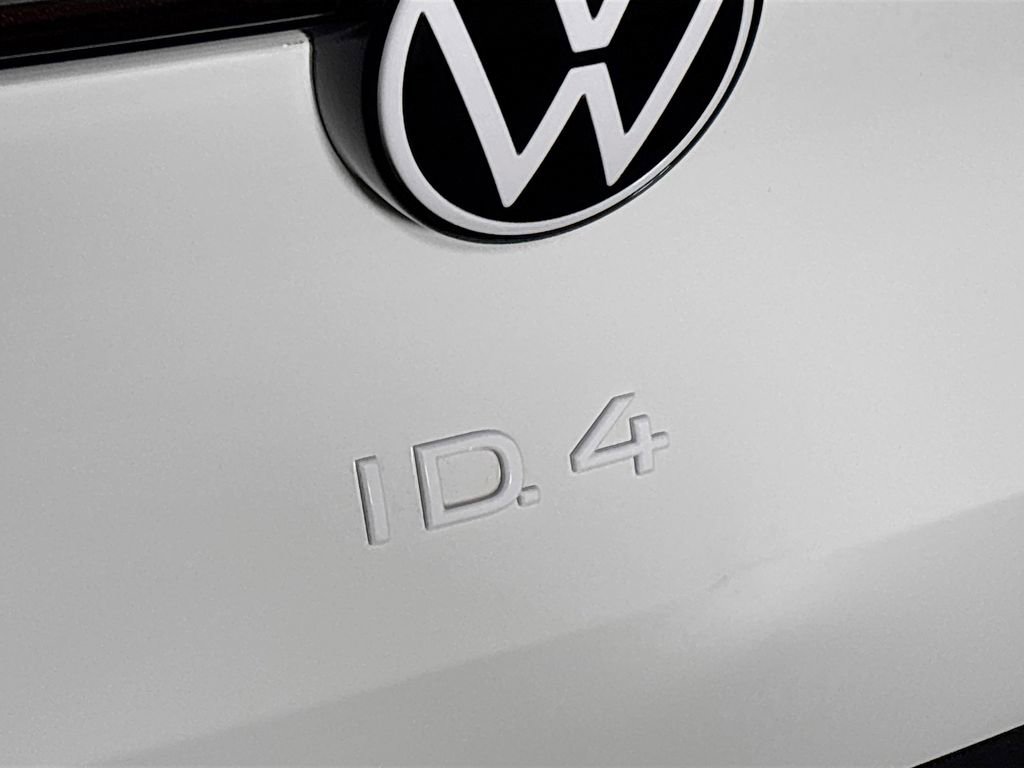 Certified 2025 Volkswagen ID.4 Pro image 24