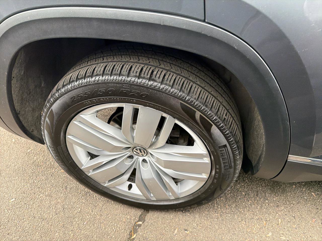Used 2019 Volkswagen Atlas SEL AWD/4WD image 5