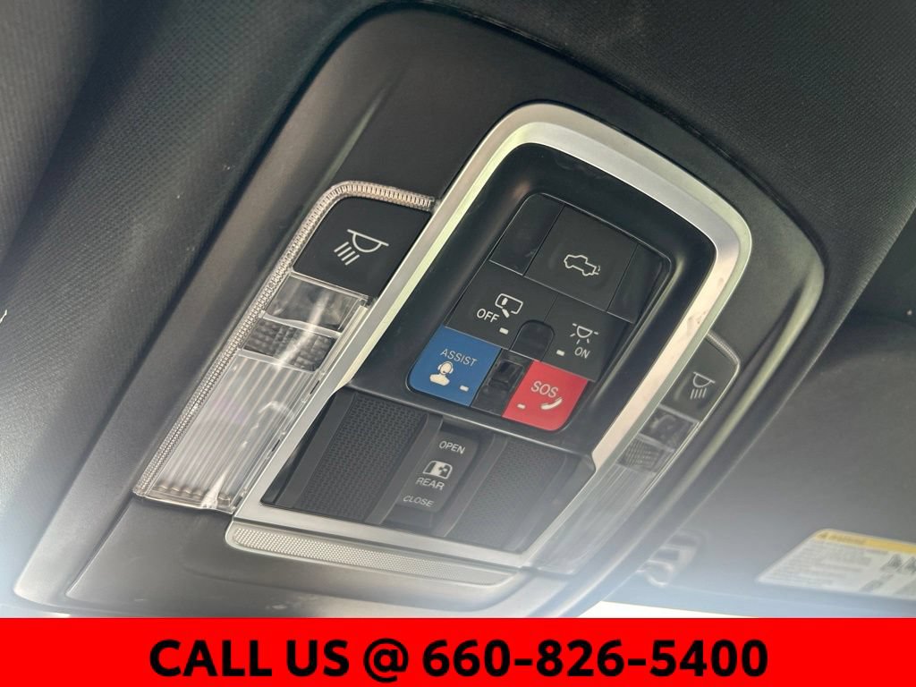 Used 2024 RAM 1500 Limited AWD/4WD image 29