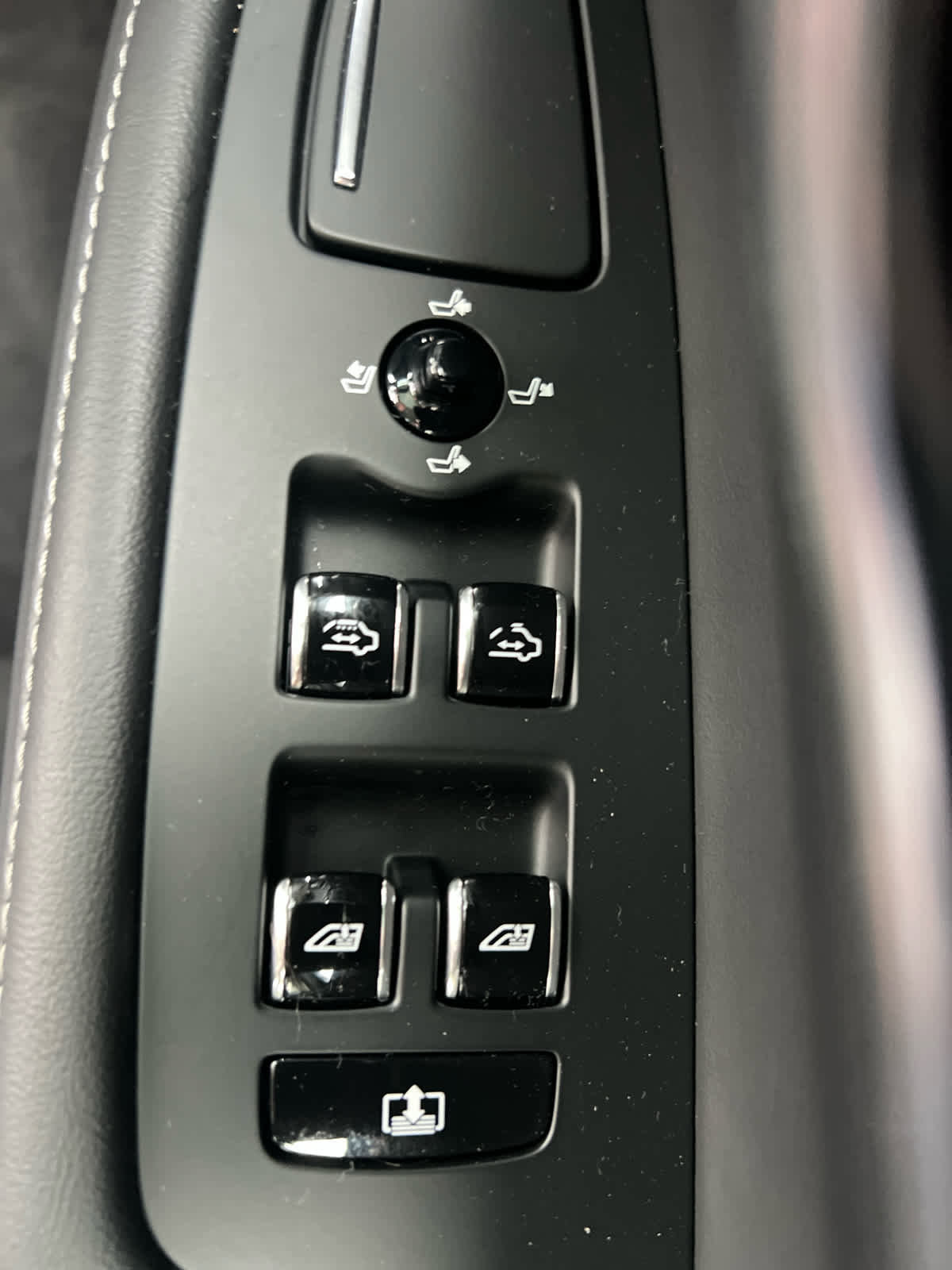 Certified 2022 Volvo S90 B6 Inscription w/ Advanced Package image 28