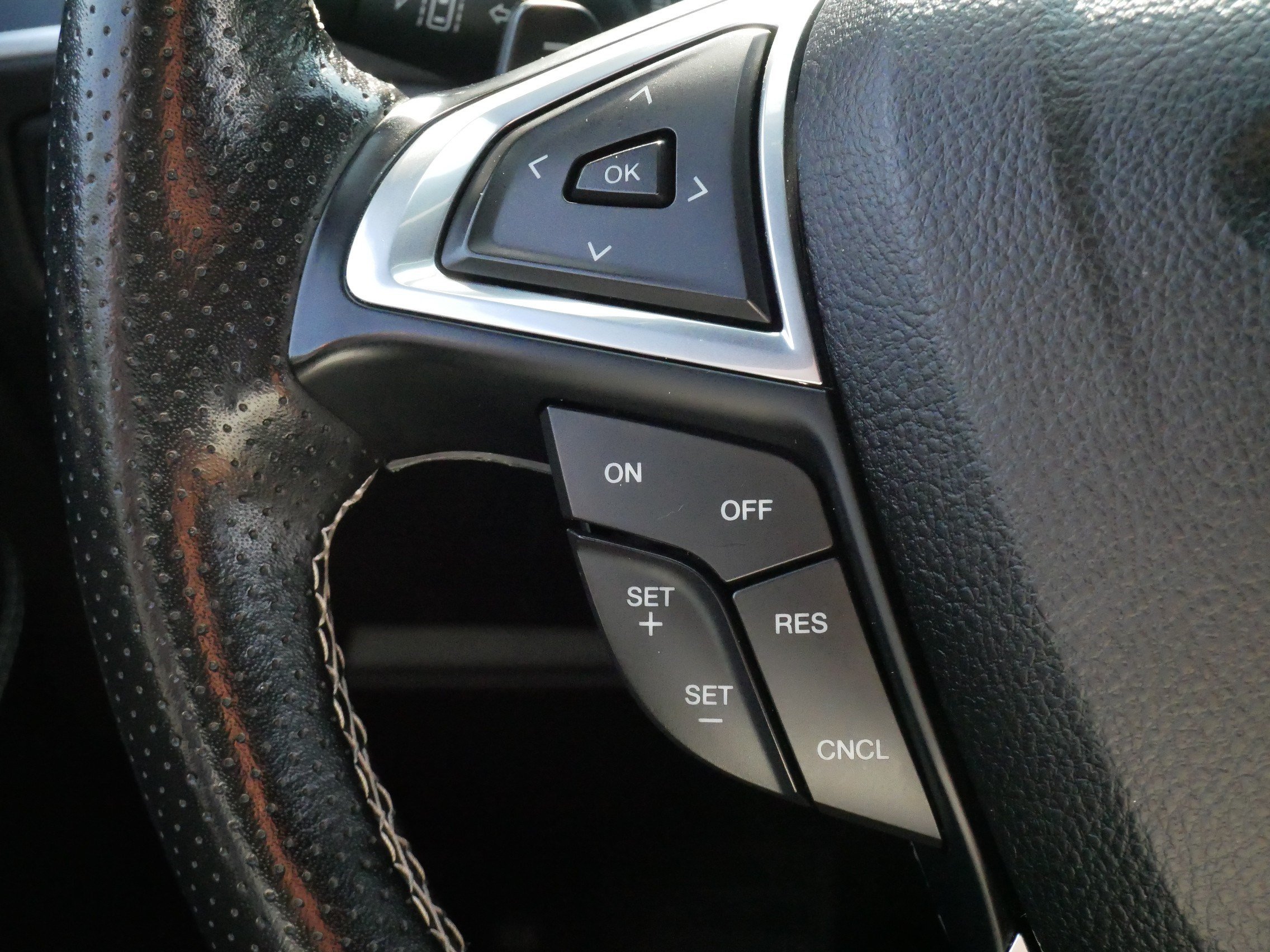 Used 2021 Ford Edge ST AWD/4WD image 26