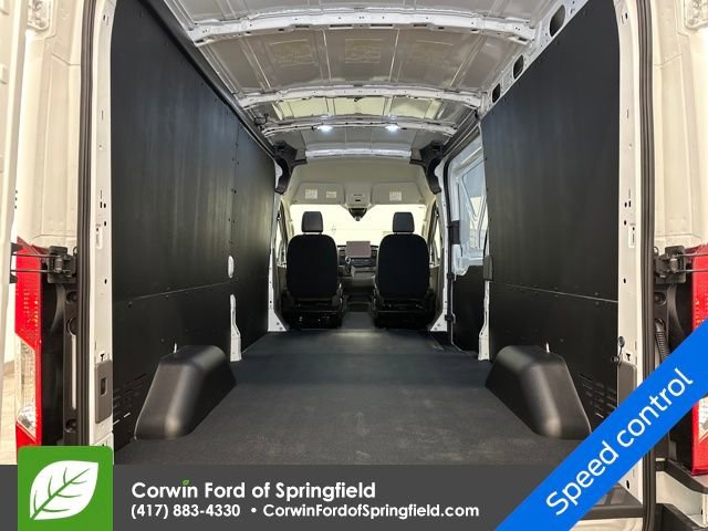 New 2026 Ford Transit 250 148 Medium Roof w/ Load Area Protection Package image 15