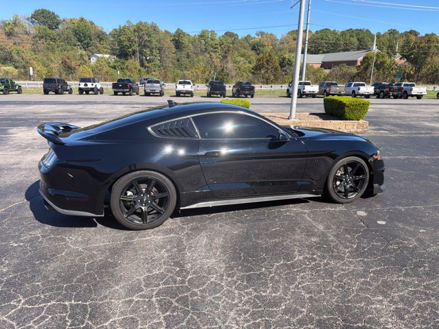 Used 2020 Ford Mustang GT w/ Equipment Group 301A RWD image 4