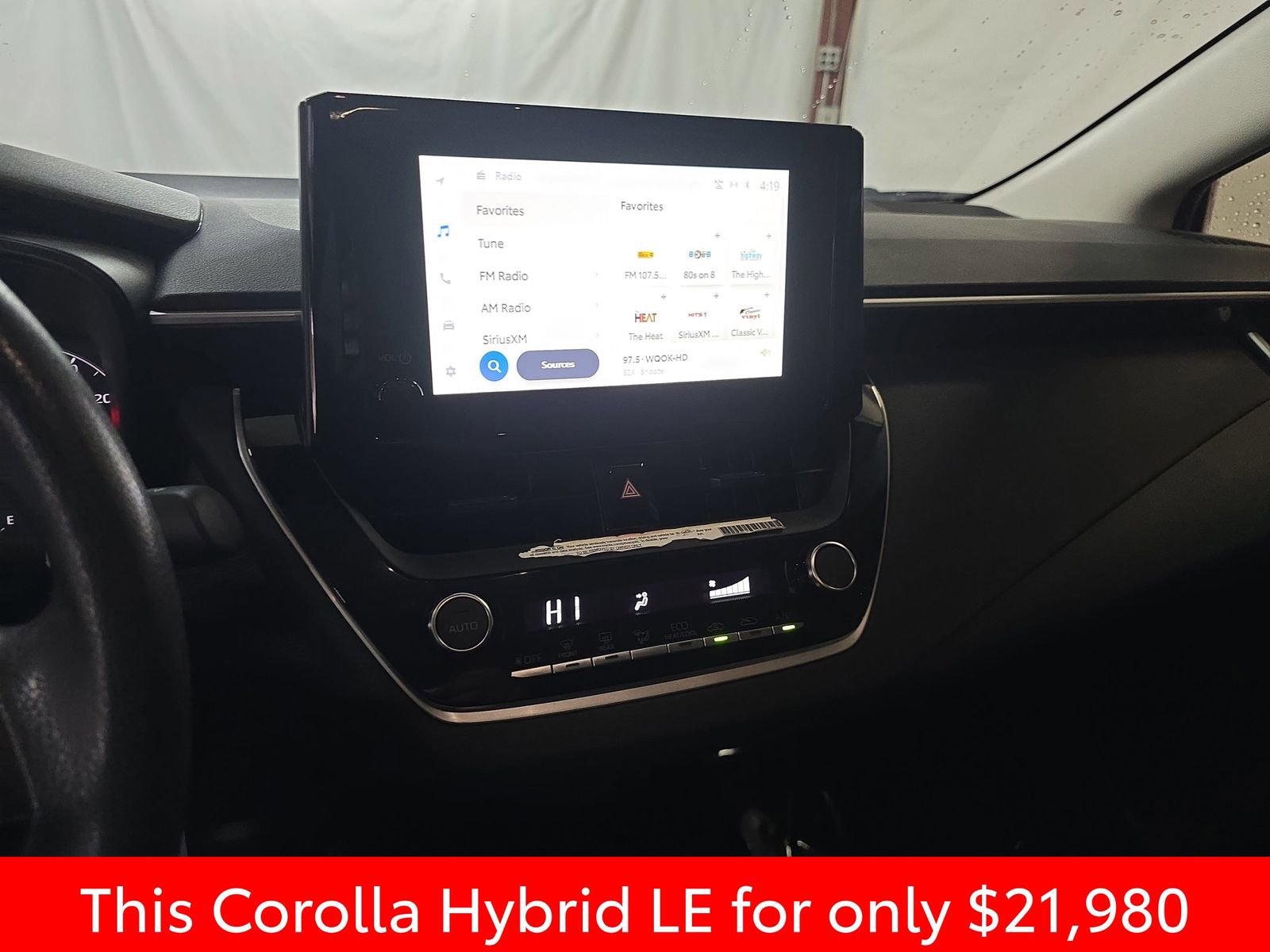 Used 2023 Toyota Corolla LE image 25