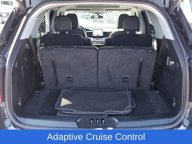Used 2023 Ford Explorer XLT w/ Equipment Group 202A image 8