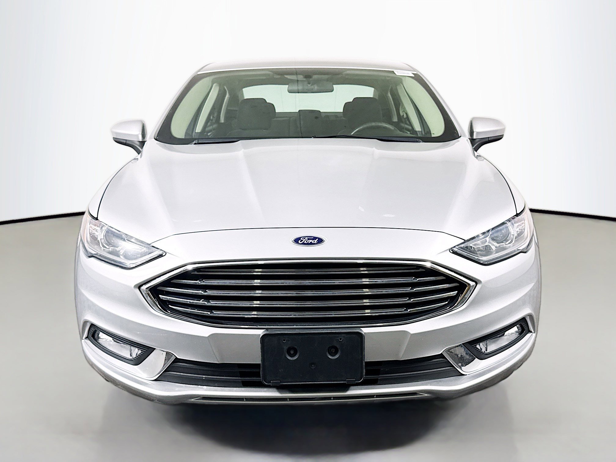 Used 2017 Ford Fusion S w/ Equipment Group 101A FWD image 2