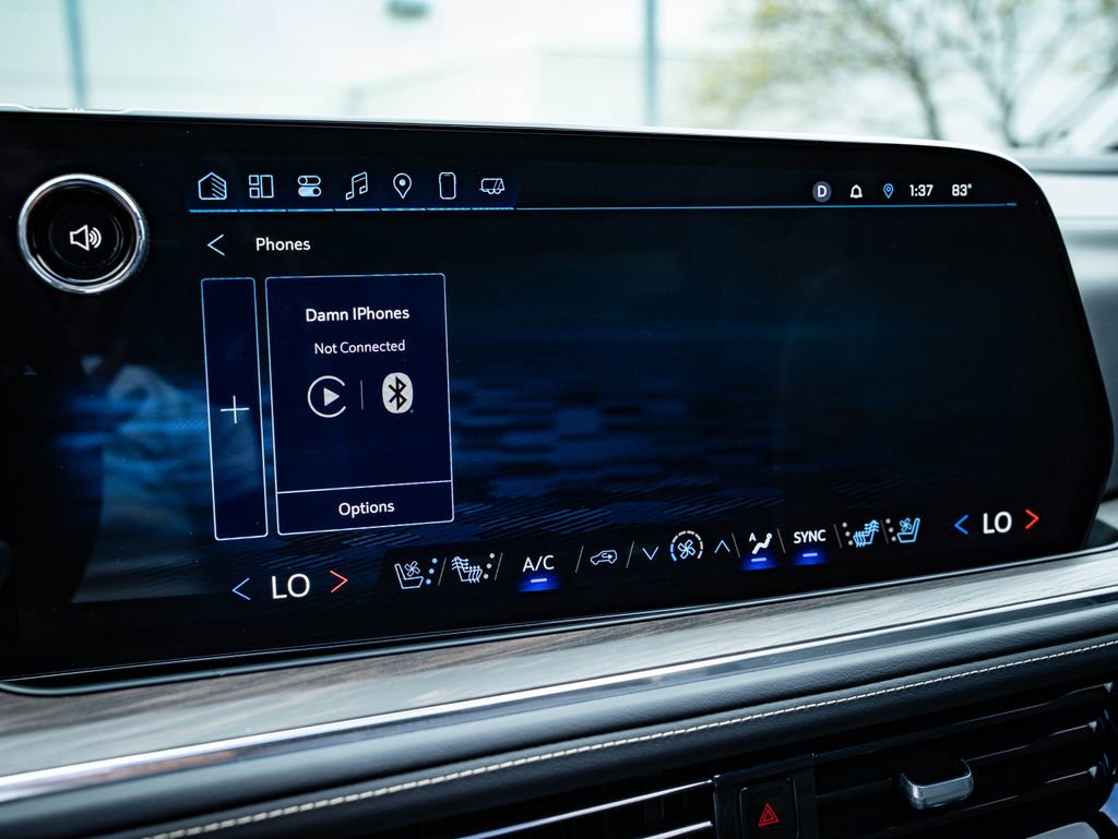 Used 2025 Chevrolet Tahoe Premier image 34