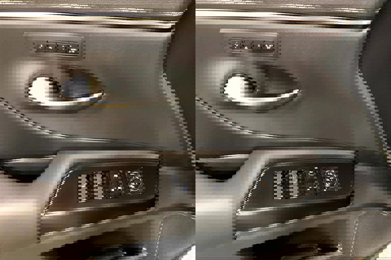 Used 2019 Lexus ES 300h w/ Premium Package image 36