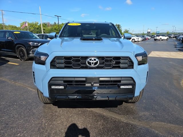 Used 2026 Toyota 4Runner TRD Sport Premium AWD/4WD image 2