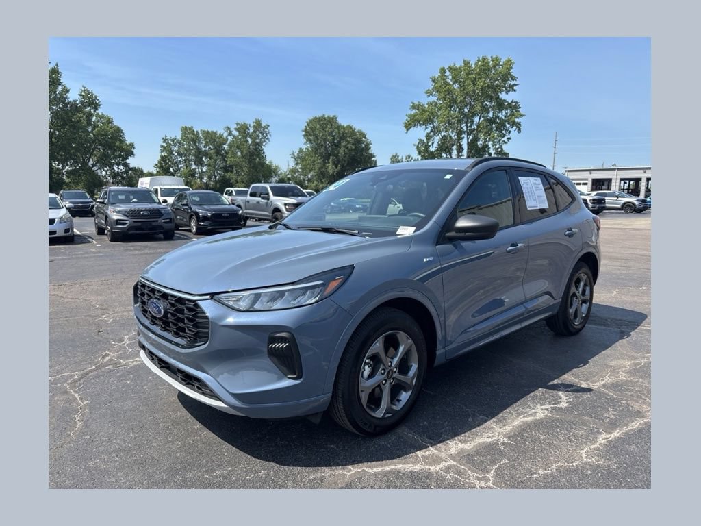 Used 2024 Ford Escape ST-Line w/ Tech Pack #1