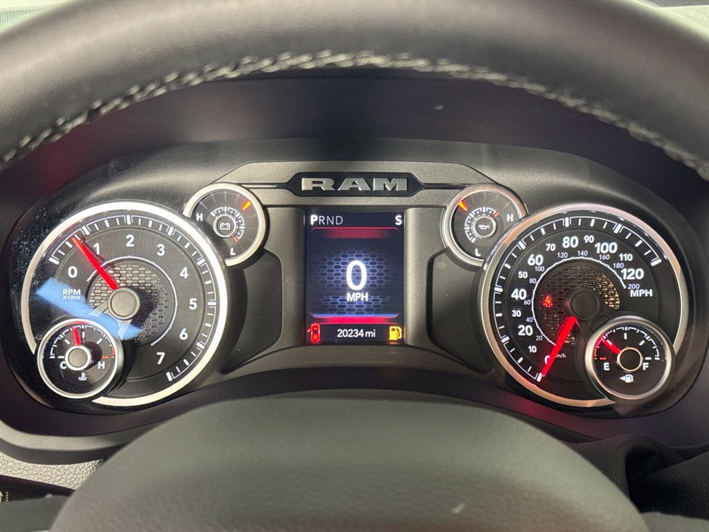 Certified 2025 RAM 2500 Big Horn AWD/4WD image 24