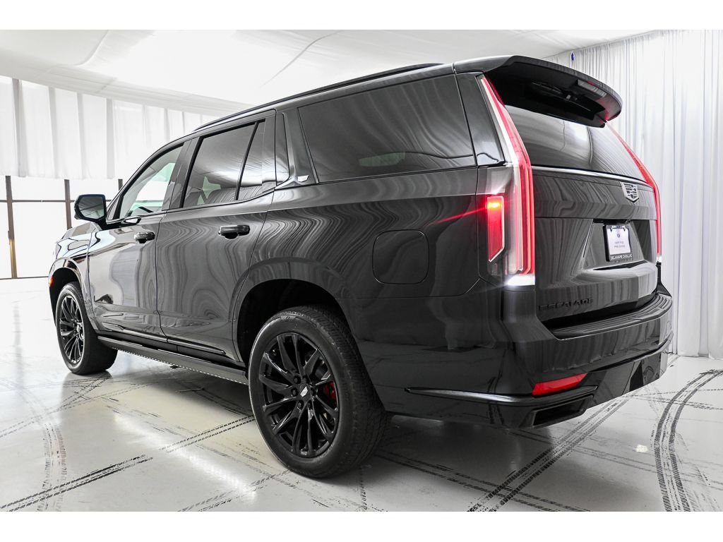 Certified 2024 Cadillac Escalade Sport Platinum w/ LPO, ONYX Package AWD/4WD image 5