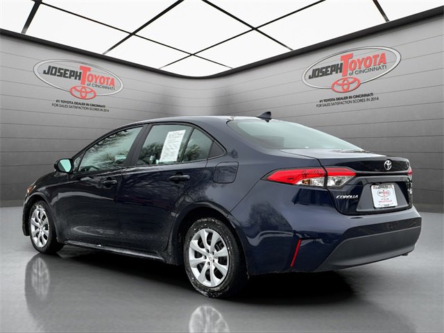 Used 2024 Toyota Corolla LE image 3