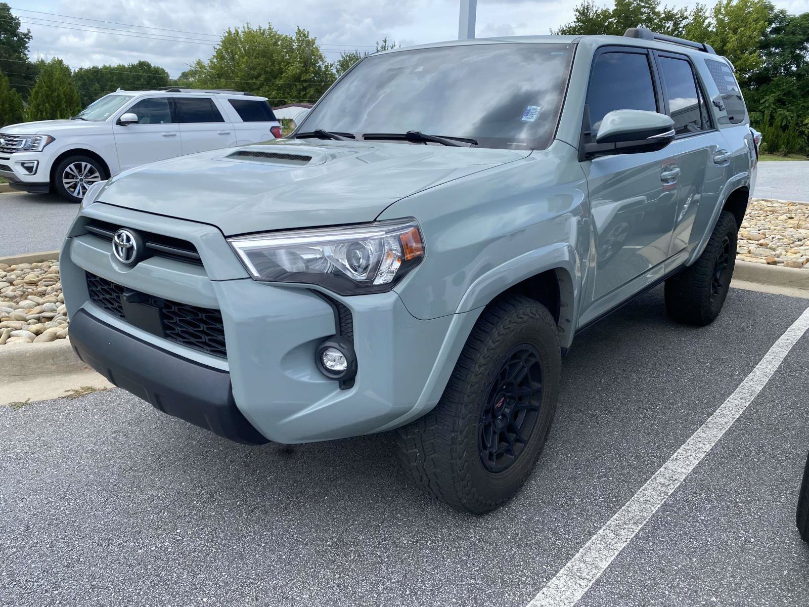 Used 2023 Toyota 4Runner TRD Off-Road Premium w/ Off Road Premium Plus Package AWD/4WD video 3