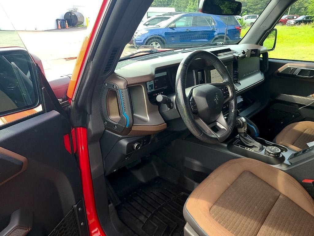 Used 2023 Ford Bronco Outer Banks AWD/4WD image 18