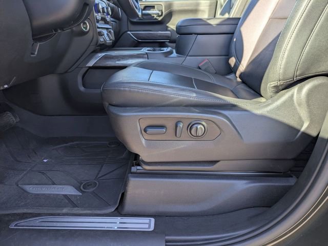 Used 2023 Chevrolet Silverado 3500 LTZ w/ LTZ Convenience Package image 12