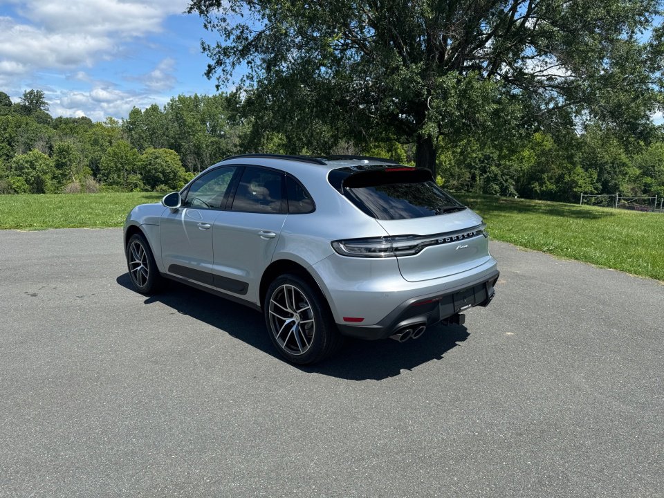 New 2025 Porsche Macan image 3
