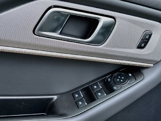 New 2026 Ford Explorer Active w/ Active Comfort Package RWD image 18