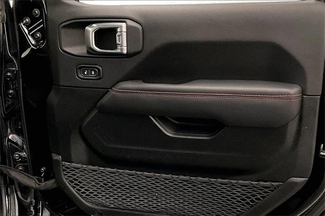 Used 2022 Jeep Wrangler Unlimited Rubicon w/ Xtreme Recon 35" Tire Package image 17