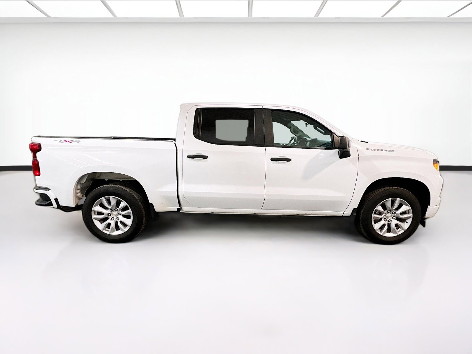 Used 2023 Chevrolet Silverado 1500 Custom image 23