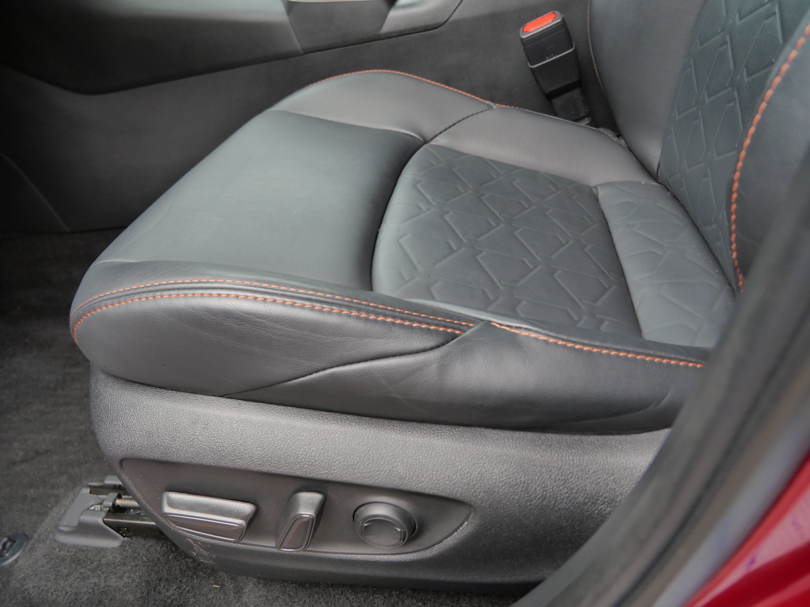 Used 2022 Toyota RAV4 Adventure w/ Convenience Package AWD/4WD image 21