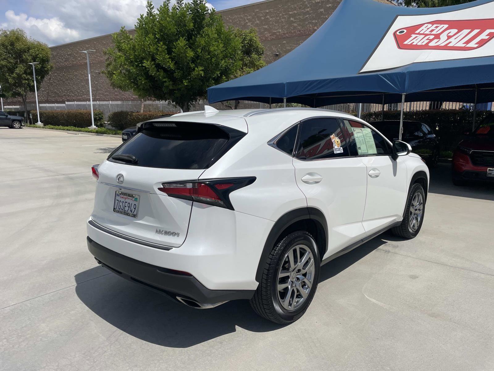 Used 2015 Lexus NX 200t FWD w/ Luxury Package image 27