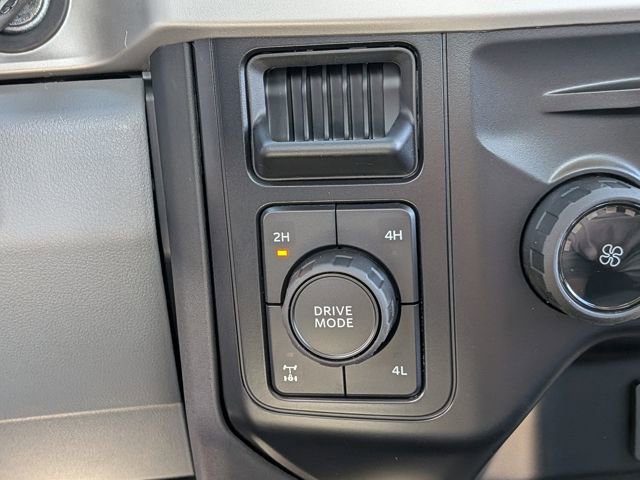 New 2026 Ford F250 XL w/ XL Chrome Package image 25