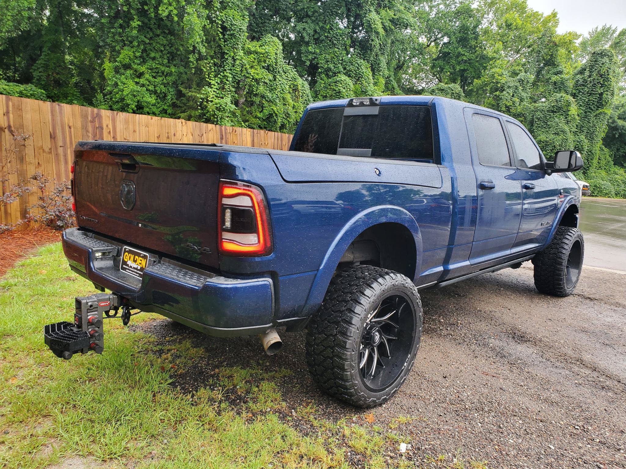 Used 2022 RAM 2500 Limited AWD/4WD image 13