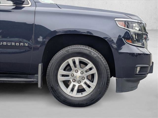 Used 2020 Chevrolet Suburban LT w/ Luxury Package image 24