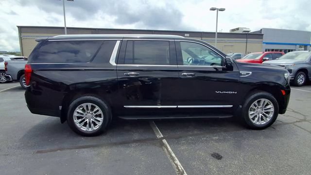 Used 2022 GMC Yukon XL SLT w/ SLT Premium Package AWD/4WD image 9