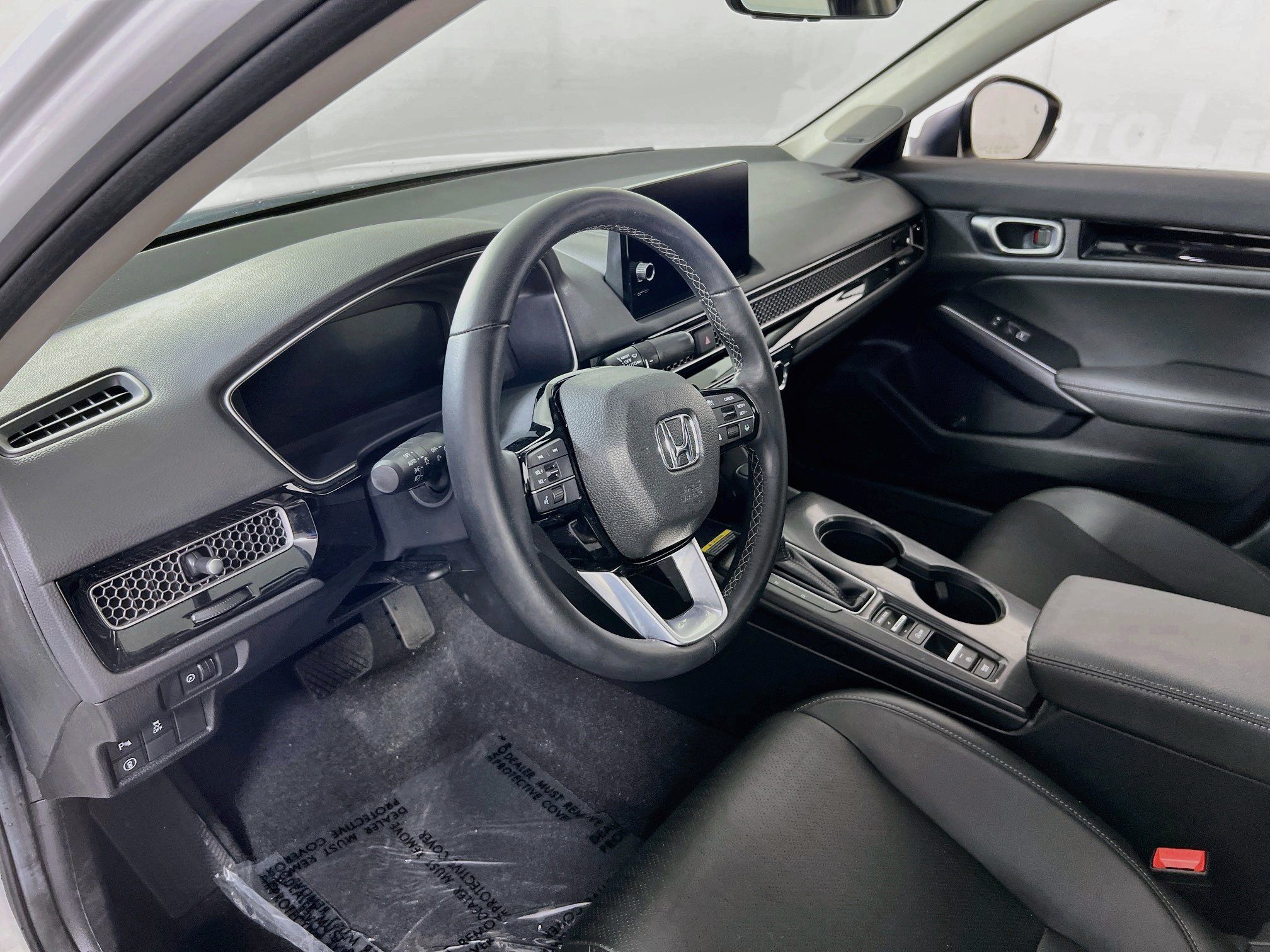 Used 2024 Honda Civic Touring image 9