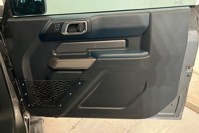 Used 2021 Ford Bronco Outer Banks AWD/4WD image 19