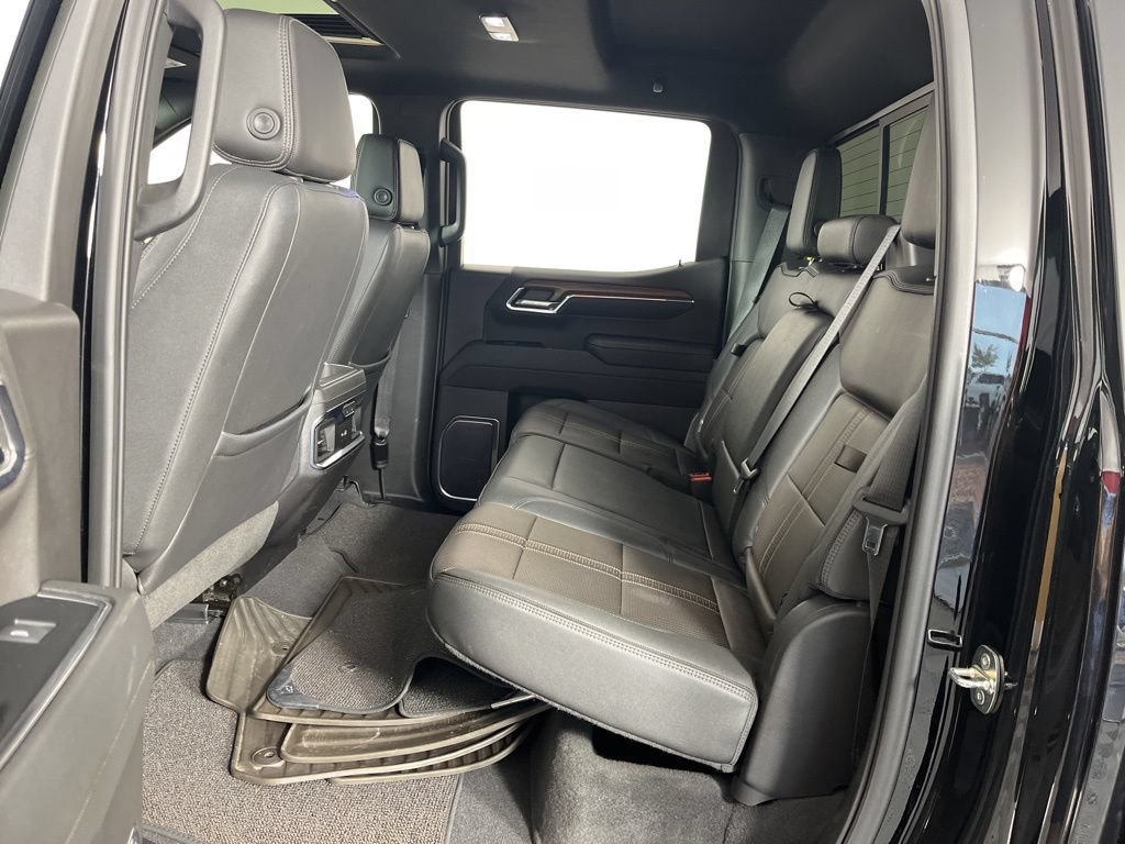 Certified 2023 Chevrolet Silverado 1500 High Country w/ Technology Package AWD/4WD image 24