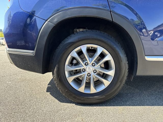 Used 2019 Hyundai Santa Fe SE image 17