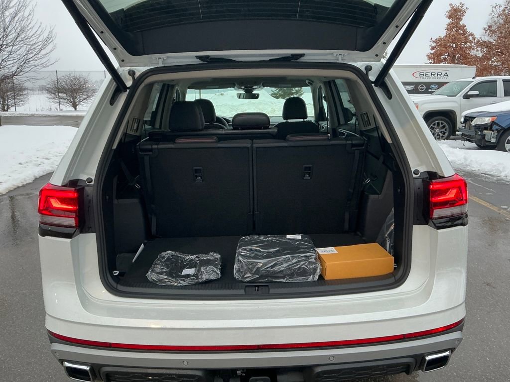 New 2026 Volkswagen Atlas Peak Edition AWD/4WD image 15