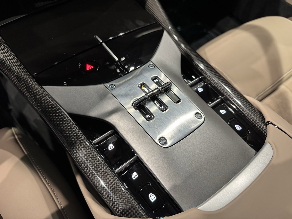 Used 2024 Ferrari Purosangue image 19