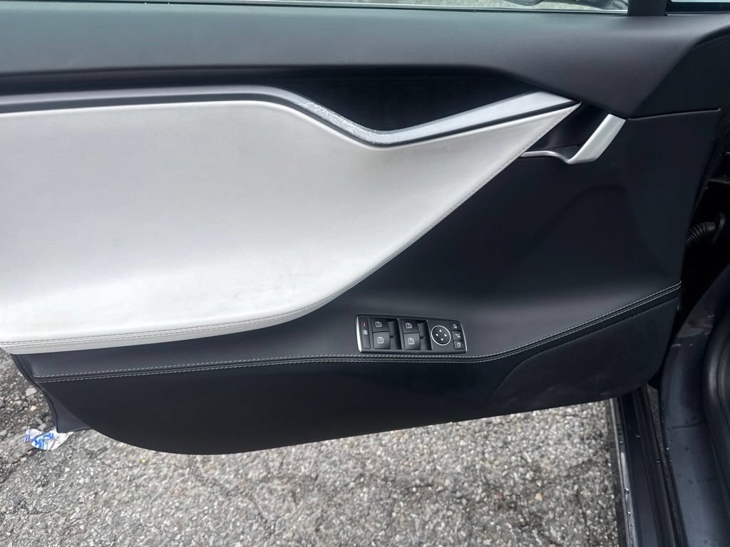 Used 2020 Tesla Model S Performance AWD/4WD image 33