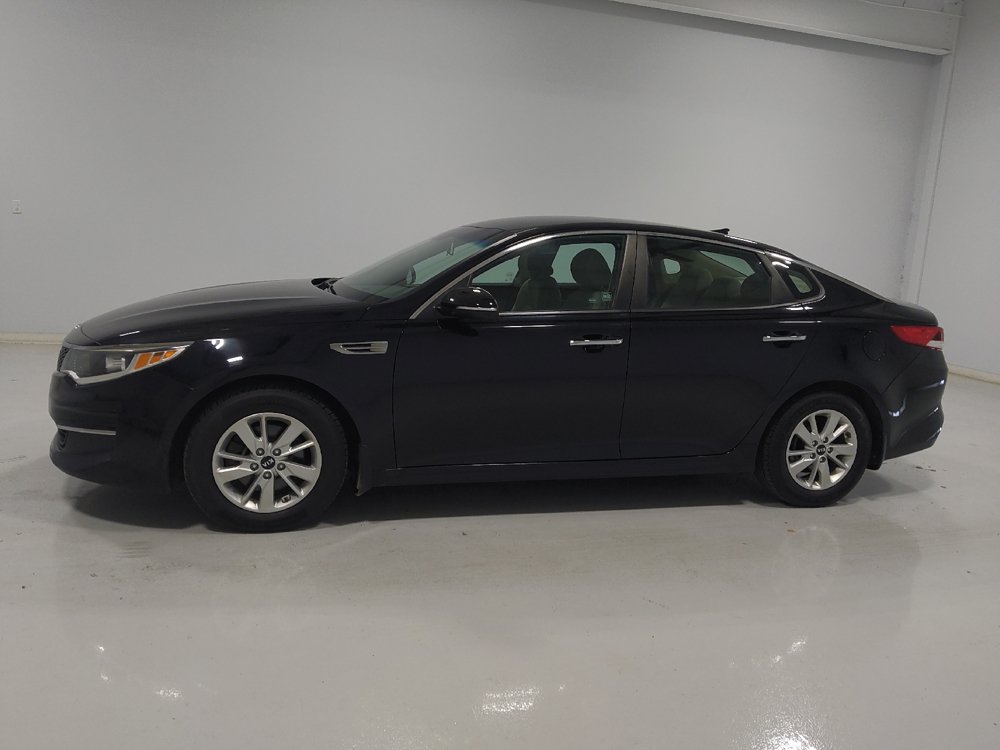 Used 2017 Kia Optima LX FWD image 2