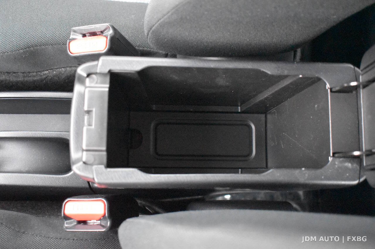Used 2012 Toyota Prius C Three FWD image 29